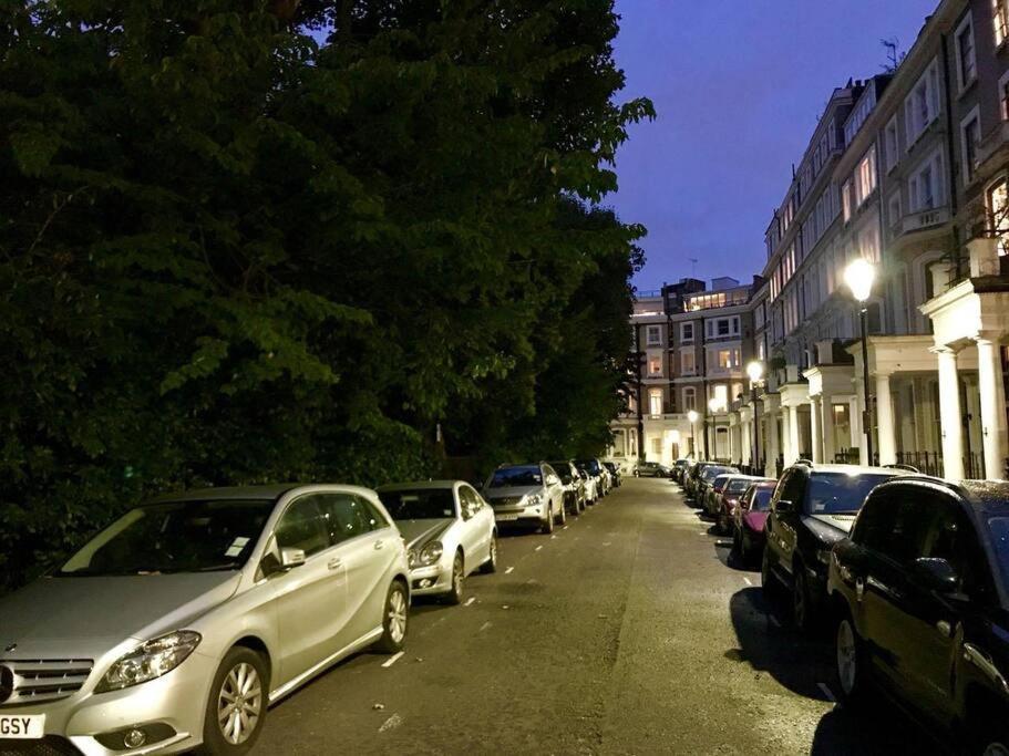 Апартаменти Stunning 2 Bed/2Bath Flat In Heart Of Kensington Лондон Екстер'єр фото