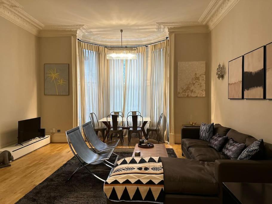 Апартаменти Stunning 2 Bed/2Bath Flat In Heart Of Kensington Лондон Екстер'єр фото