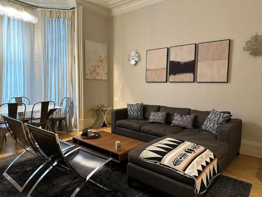 Апартаменти Stunning 2 Bed/2Bath Flat In Heart Of Kensington Лондон Екстер'єр фото